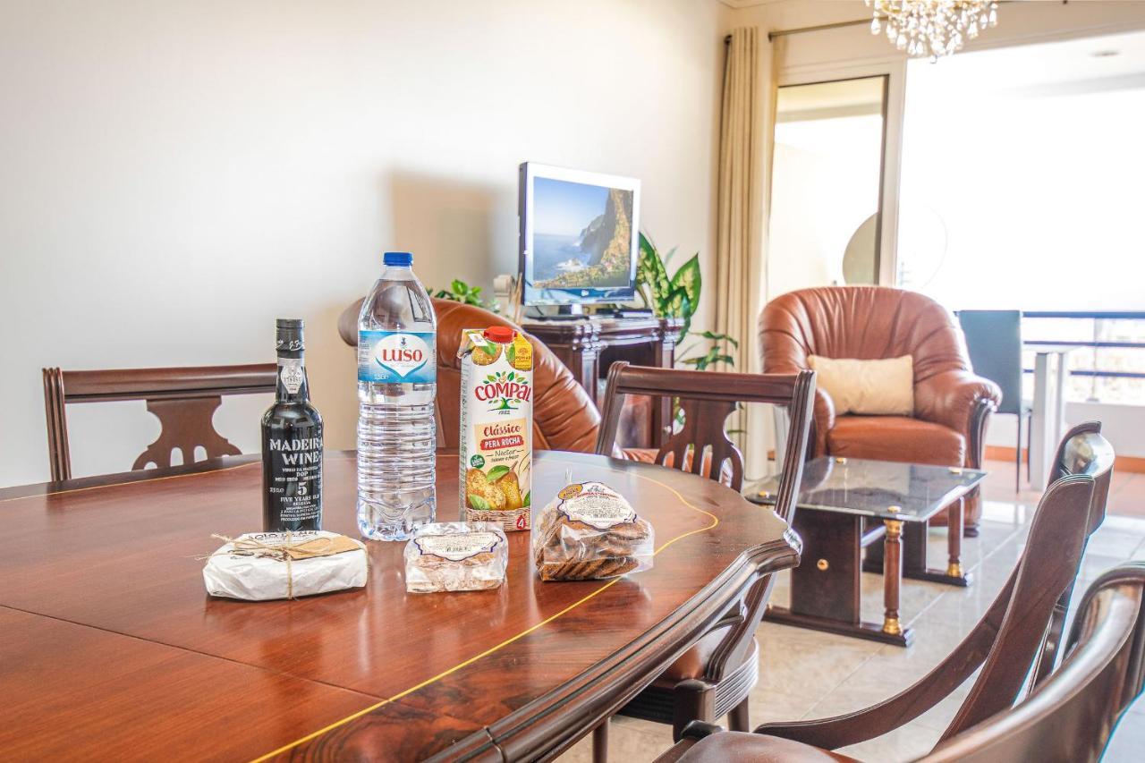 Sea And Sunset View Apartment In Funchal Exteriér fotografie